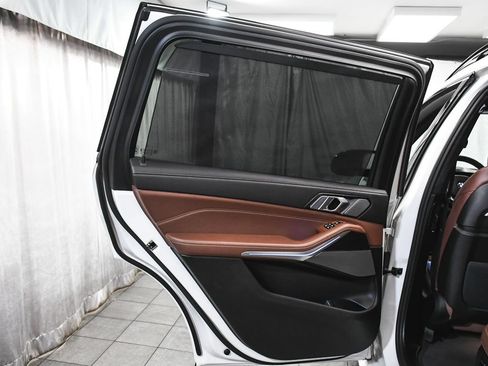 Used 2026 BMW X7 M60i AWD/4WD image 12