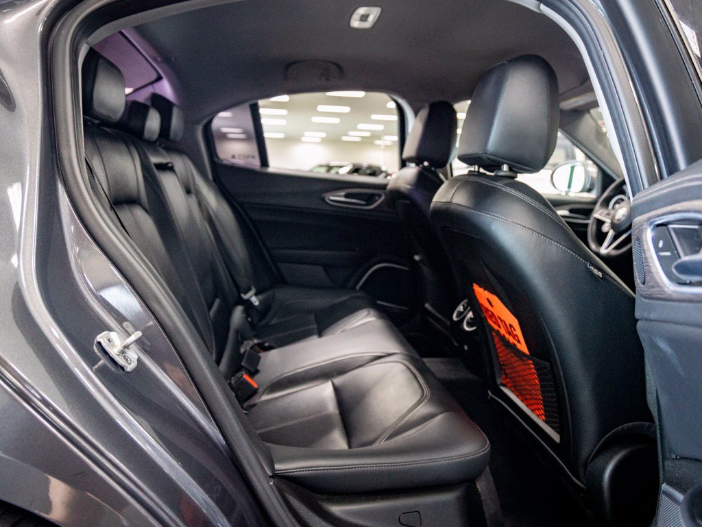 Used 2018 Alfa Romeo Giulia Ti w/ TI Leather Package RWD image 30