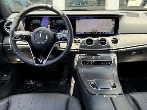 Used 2023 Mercedes-Benz E 450 4MATIC Sedan image 44