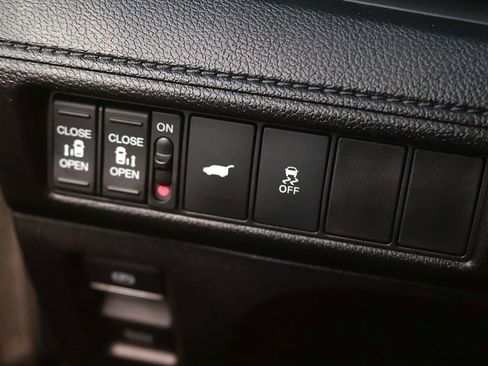 Used 2025 Honda Odyssey Sport-L image 27