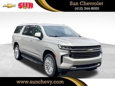 Used 2024 Chevrolet Suburban LT w/ LT Signature Package AWD/4WD image 1