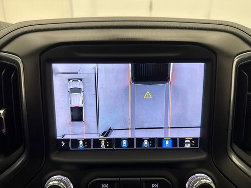 Used 2021 GMC Sierra 2500 AT4 w/ AT4 Premium Plus Package AWD/4WD image 31
