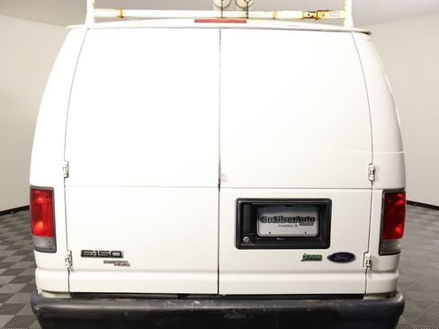 Used 2013 Ford E-150 and Econoline 150 image 3