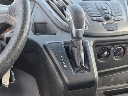 Used 2019 Ford Transit 350 XLT image 24