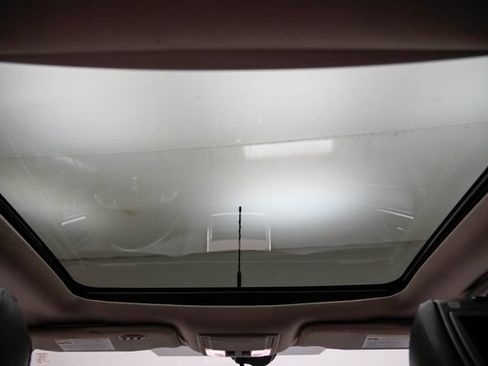 Used 2013 Lincoln MKX AWD image 26