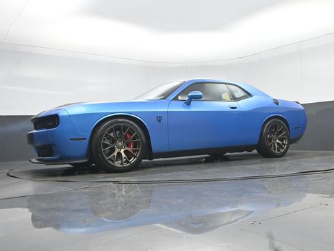 Used 2016 Dodge Challenger SRT Hellcat RWD image 53