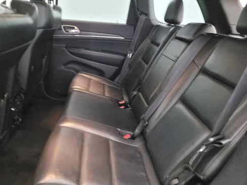 Used 2017 Jeep Grand Cherokee Limited AWD/4WD image 18