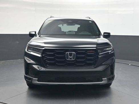 Certified 2023 Honda Pilot TrailSport image 9