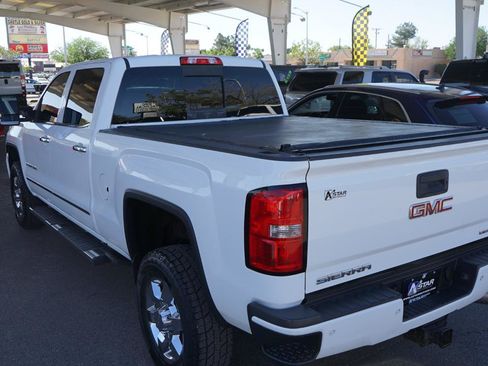 Used 2015 GMC Sierra 2500 Denali w/ Duramax Plus Package AWD/4WD image 24