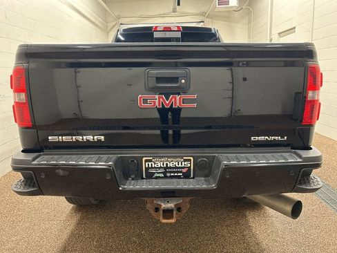 Used 2015 GMC Sierra 2500 Denali w/ Duramax Plus Package AWD/4WD image 3