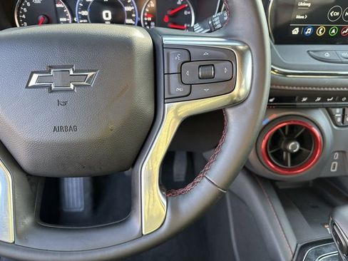 Certified 2025 Chevrolet Blazer RS image 5