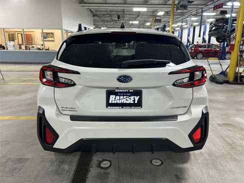 Certified 2025 Subaru Crosstrek 2.0i Premium image 7