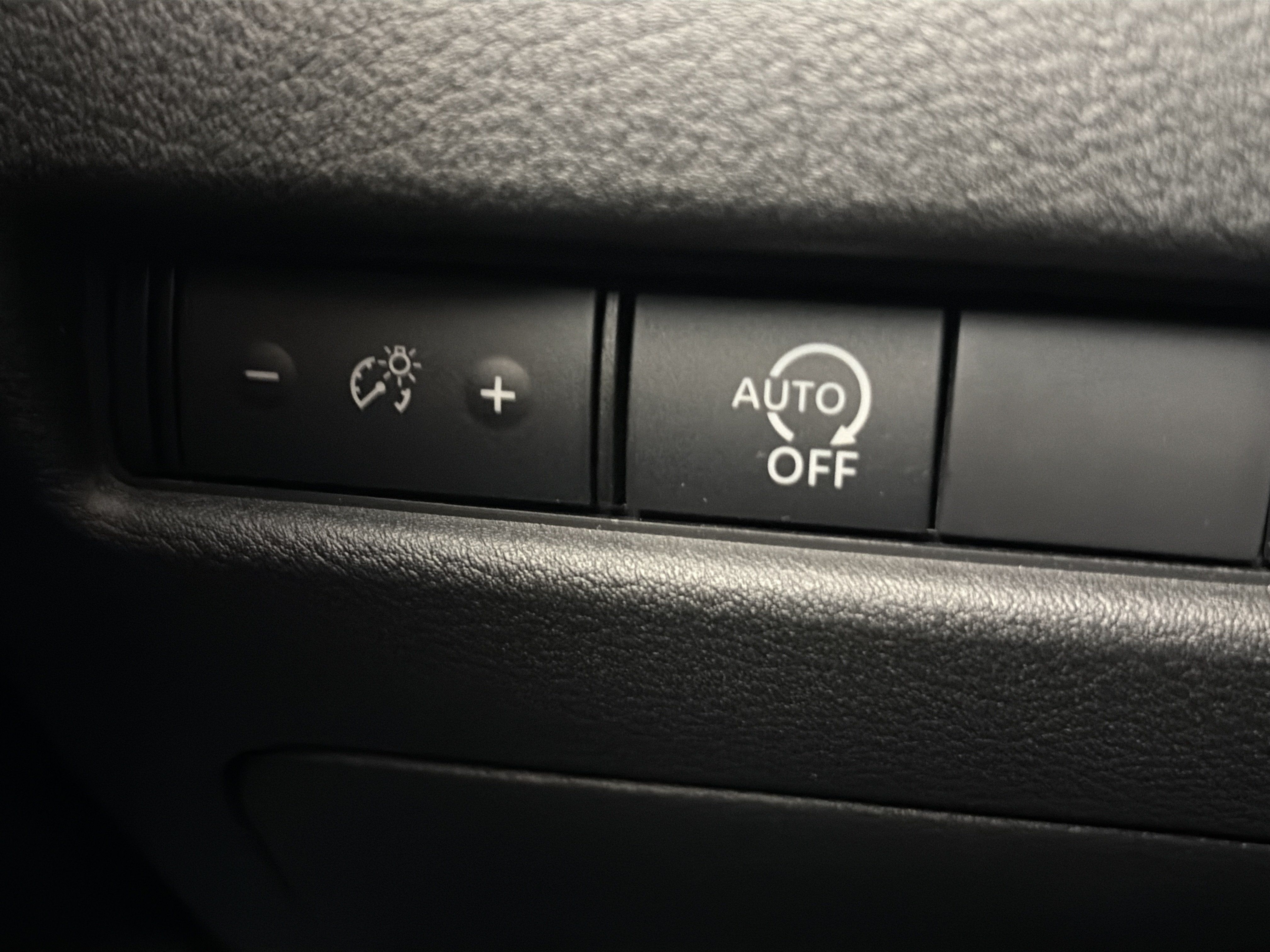 Certified 2023 Nissan Rogue SV AWD/4WD image 27