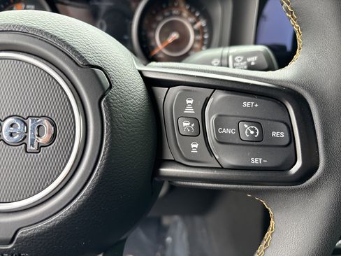 Certified 2024 Jeep Wrangler Sport S image 22