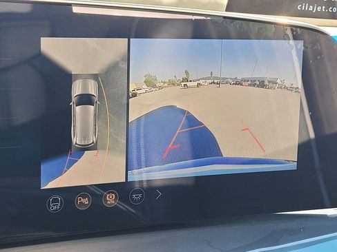 New 2026 Cadillac Vistiq Sport image 16