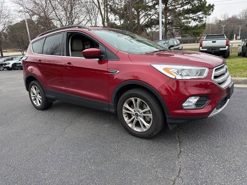Used 2018 Ford Escape SEL image 7