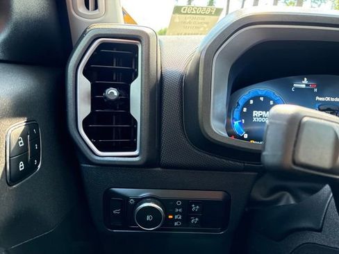Used 2025 Ford Bronco Sport Outer Banks w/ Outer Banks Tech Package+ AWD/4WD image 26