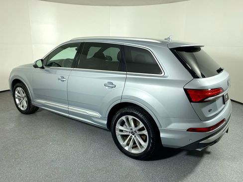 Certified 2025 Audi Q7 3.0T Premium Plus image 33