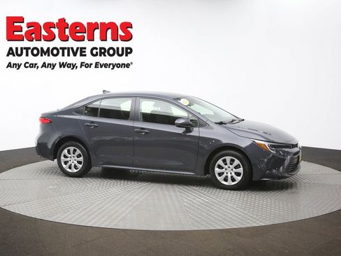 Used 2023 Toyota Corolla LE w/ Carpet Mat Package (TMS) FWD image 46