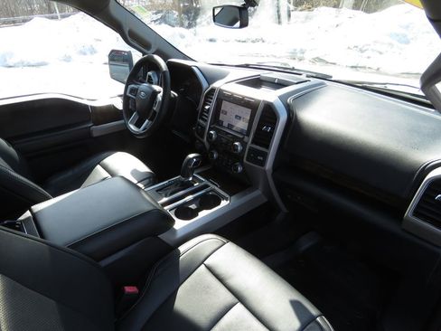 Used 2020 Ford F150 Lariat w/ Equipment Group 502A Luxury image 14