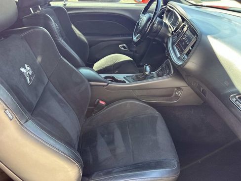 Used 2020 Dodge Challenger R/T Scat Pack RWD image 14