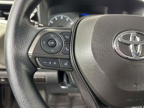 Used 2025 Toyota Corolla LE FWD image 16