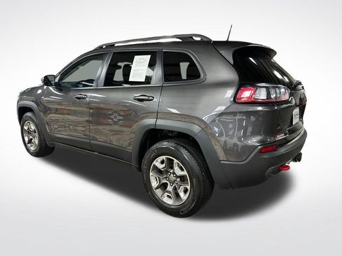 Used 2019 Jeep Cherokee Trailhawk w/ Cold Weather Group AWD/4WD image 3