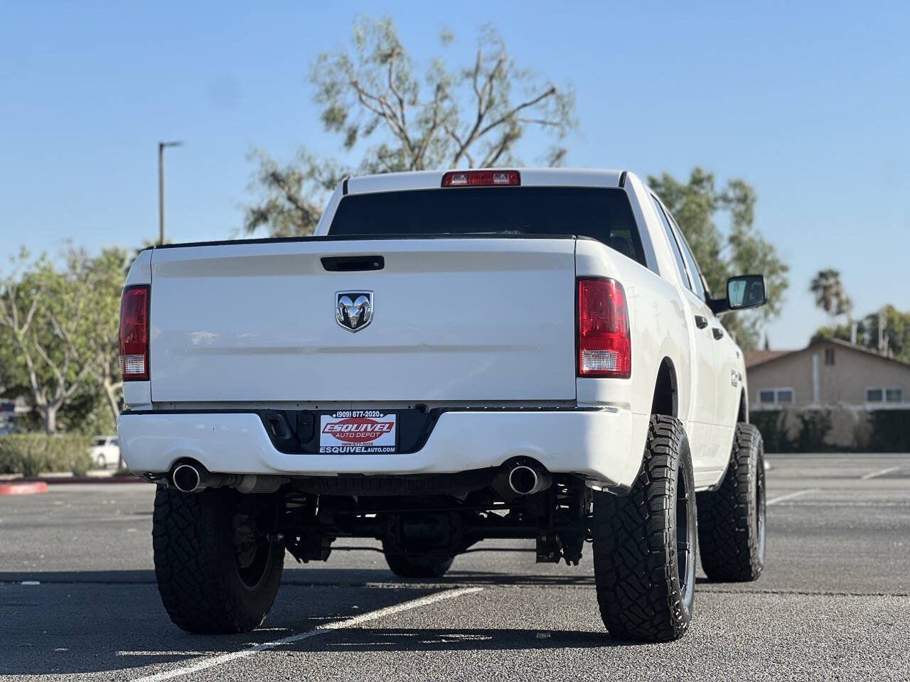 Used 2017 RAM 1500 Express RWD image 13