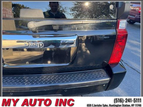 Used 2008 Jeep Commander Limited image 40