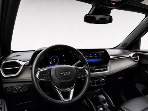 Used 2024 Chevrolet TrailBlazer ACTIV w/ Convenience Package AWD/4WD image 21