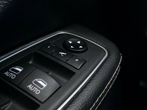 Used 2021 RAM 1500 Laramie image 26