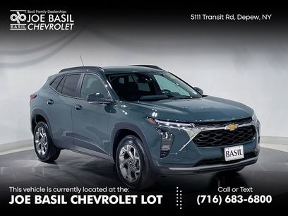Used 2025 Chevrolet Trax LT w/ Driver Confidence Package
