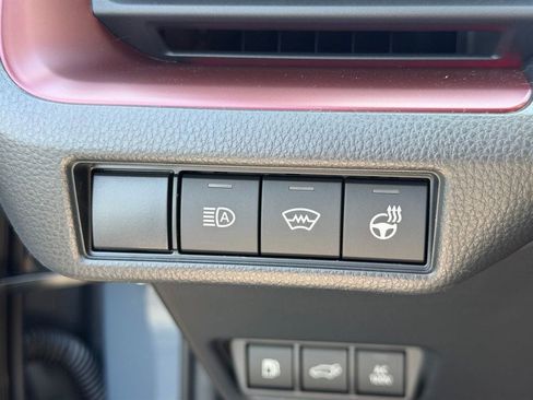 New 2026 Toyota Prius Plug-In Hybrid FWD image 15