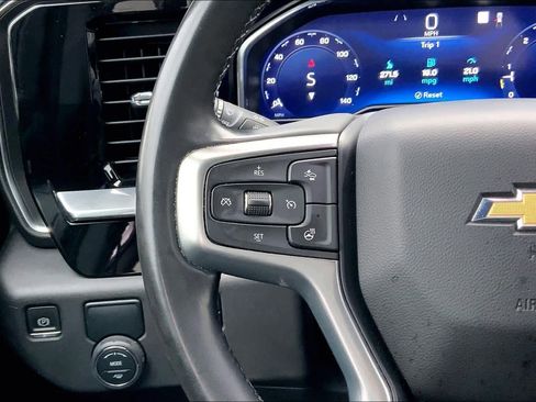 Used 2023 Chevrolet Silverado 1500 LT image 23