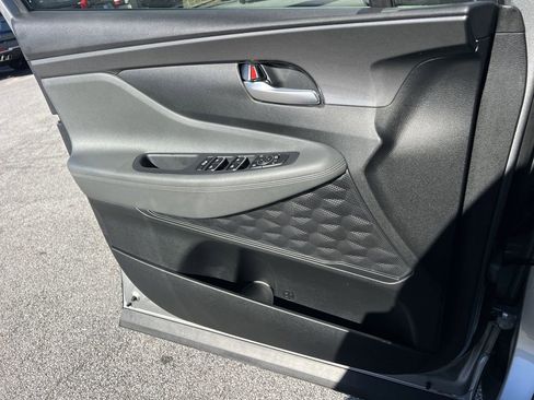 Used 2023 Hyundai Santa Fe SEL image 15