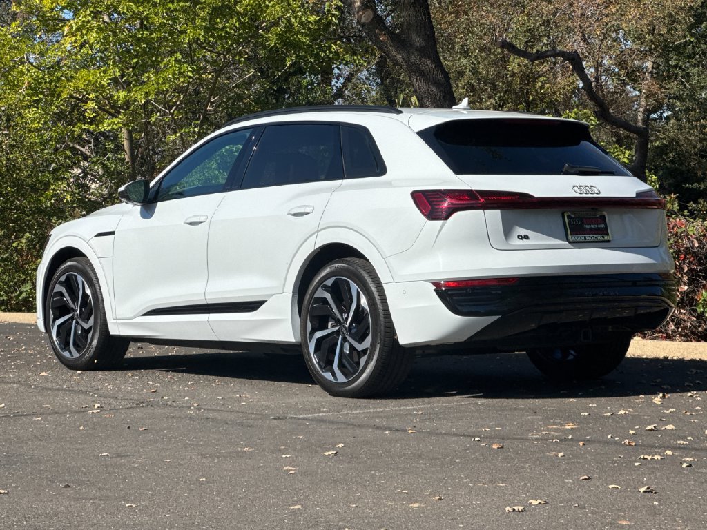 Used 2024 Audi Q8 e-tron Prestige w/ Prestige Package AWD/4WD image 7