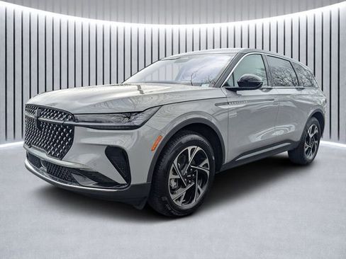 New 2026 Lincoln Nautilus Premier w/ Jet Appearance Package AWD/4WD image 7