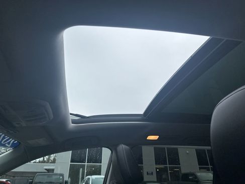 Used 2022 Subaru Ascent Touring image 26