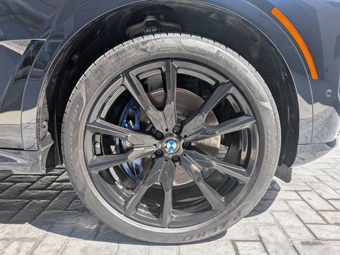 Used 2025 BMW X7 M60i AWD/4WD image 11