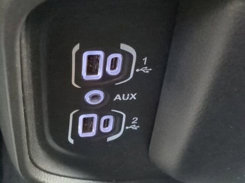 Used 2025 RAM 1500 Classic Warlock image 21