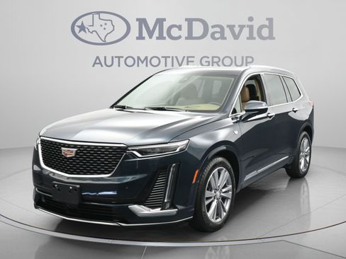 Used 2024 Cadillac XT6 Premium Luxury w/ Platinum Package FWD image 4