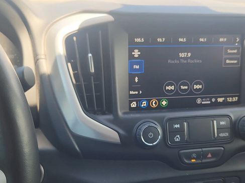 Used 2024 GMC Terrain SLT AWD/4WD image 25