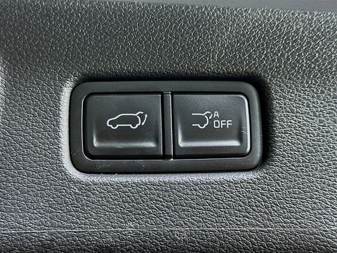 Used 2025 Kia Telluride S FWD image 32