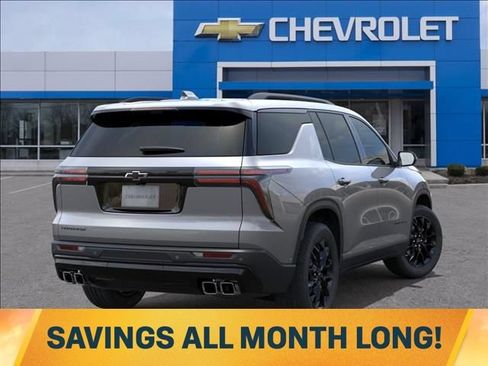 New 2026 Chevrolet Traverse LT w/ Midnight/Sport Edition FWD image 4