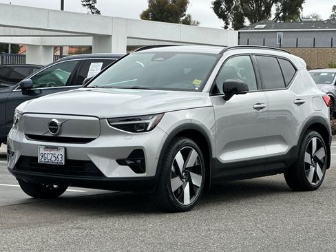 Certified 2023 Volvo XC40 Recharge Ultimate AWD/4WD image 8