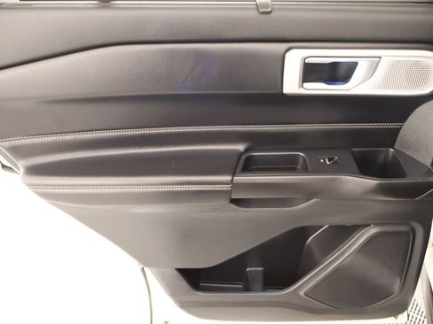 Used 2020 Ford Explorer ST w/ ST High-Performance Pack image 19