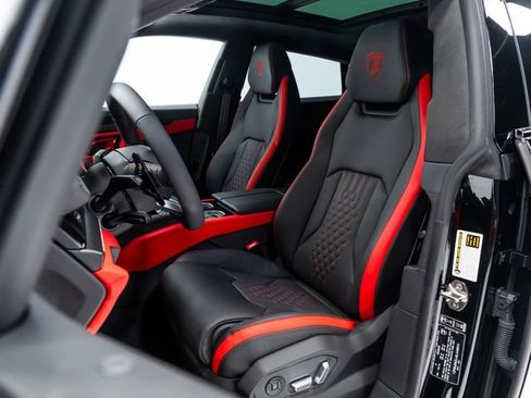 Used 2025 Lamborghini Urus SE AWD/4WD image 11