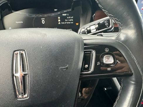 Used 2022 Lincoln Corsair Reserve AWD/4WD image 32