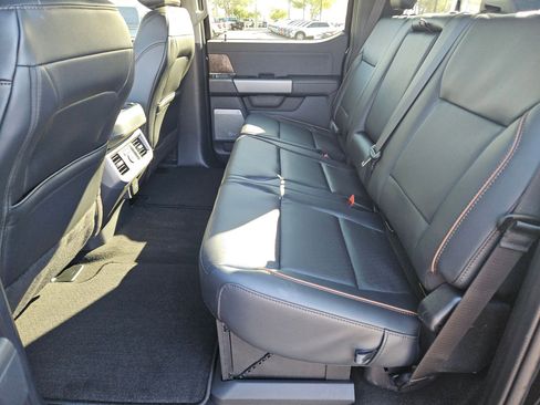 New 2026 Ford F250 Lariat w/ Black Appearance Package image 19