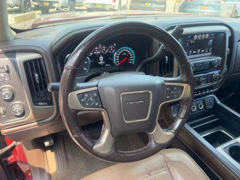 Used 2017 GMC Sierra 1500 Denali w/ Denali Ultimate Package AWD/4WD image 15